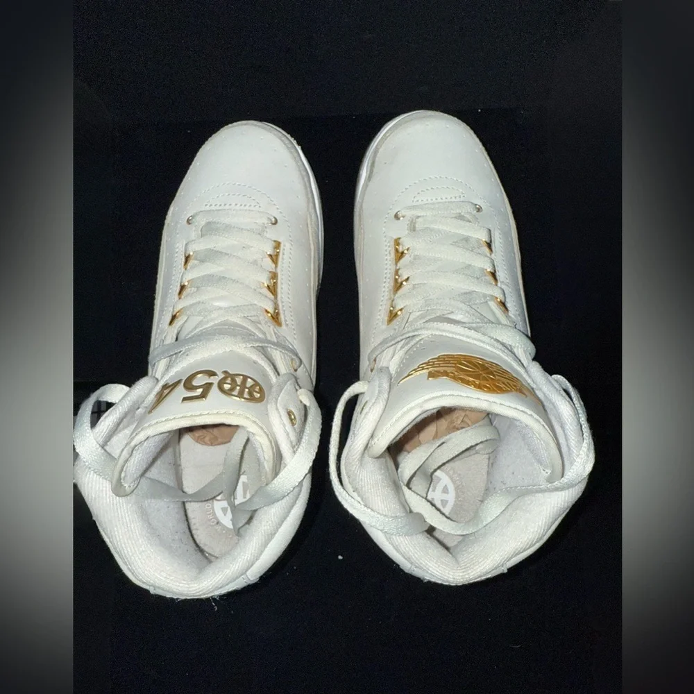 Nike Air Jordan 2 Retro Qui 54 Sneakers